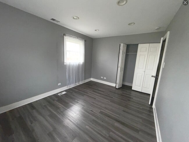 Building Photo - 595 Aberdeen St