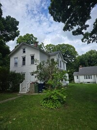 Building Photo - 27 Mansfield St