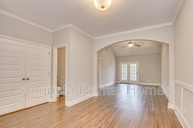 Building Photo - 5352 Nikki Way