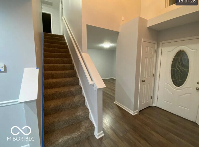 Building Photo - 401 Watercress Way