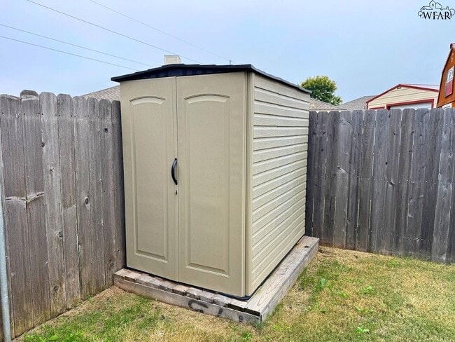 Building Photo - 5426 Ricci St