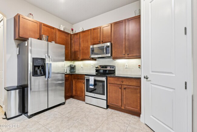 Building Photo - 1080 Kilkenny Ln