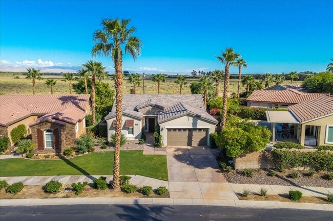 Building Photo - 60636 Desert Shadows Dr