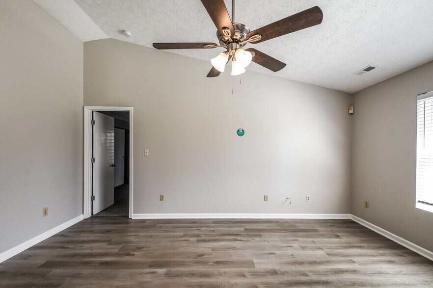 Building Photo - 12719 Spurrington Way