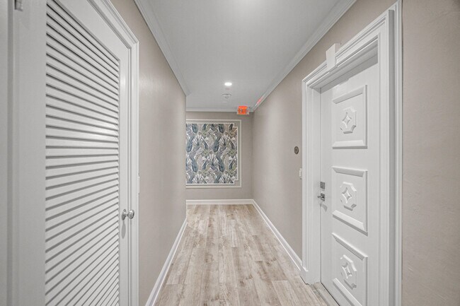 Building Photo - 120 N Ocean Blvd