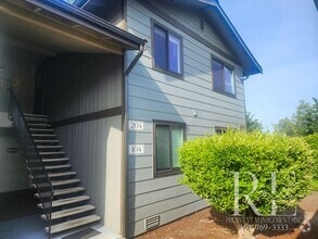 Building Photo - Upstairs Condo at The Narrows – Pool, Club...