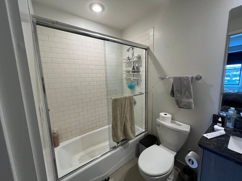 Building Photo - 450 Harrison Ave