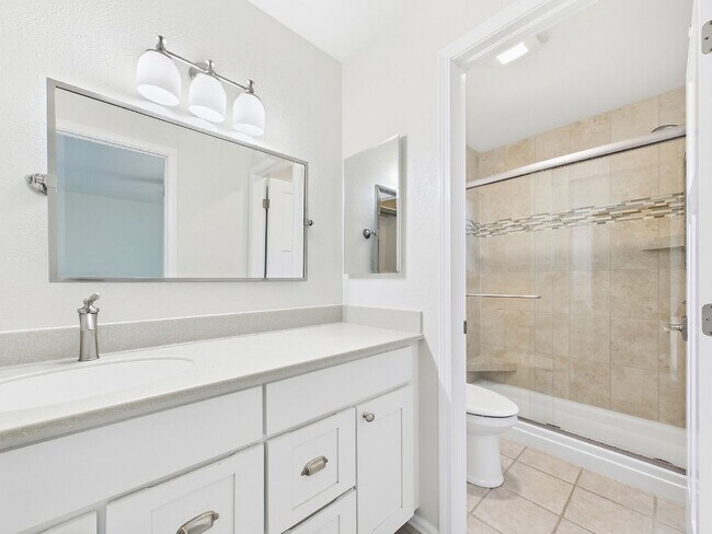 Building Photo - 6213 S Galena Way
