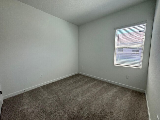 Building Photo - 5996 Shavasana Rd