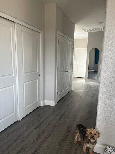 Building Photo - 735 Crimson Cir