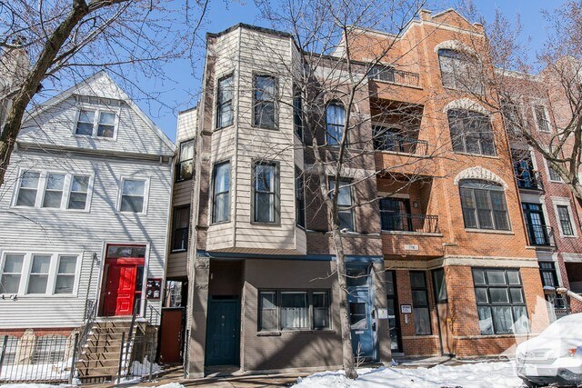 Building Photo - 3336 N Sheffield Ave