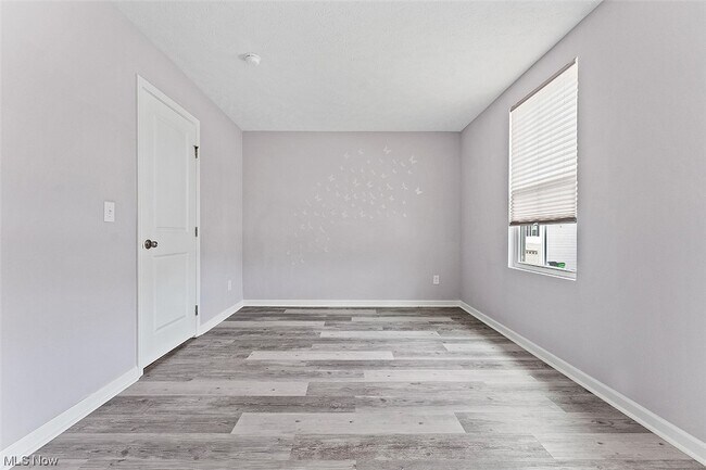 Building Photo - 10342 Liberty Cove