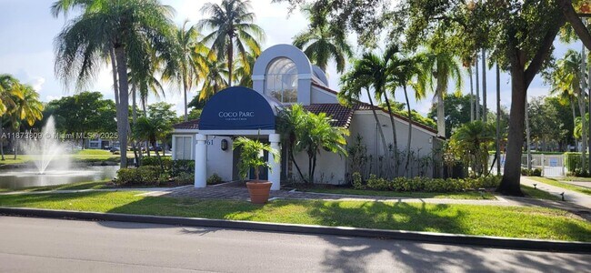 Building Photo - 631 Lyons Rd