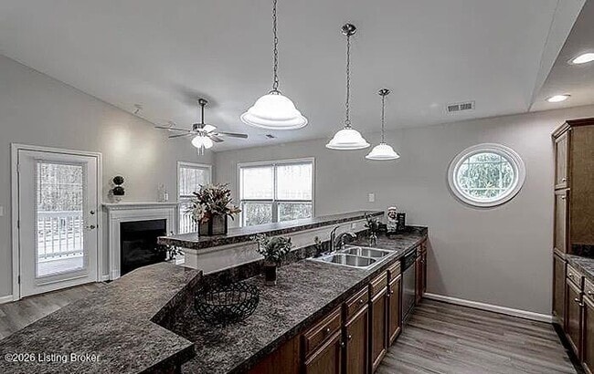 Building Photo - 6520 Brook Bend Way