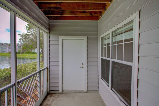 Building Photo - 20102 Harbour Vista Cir