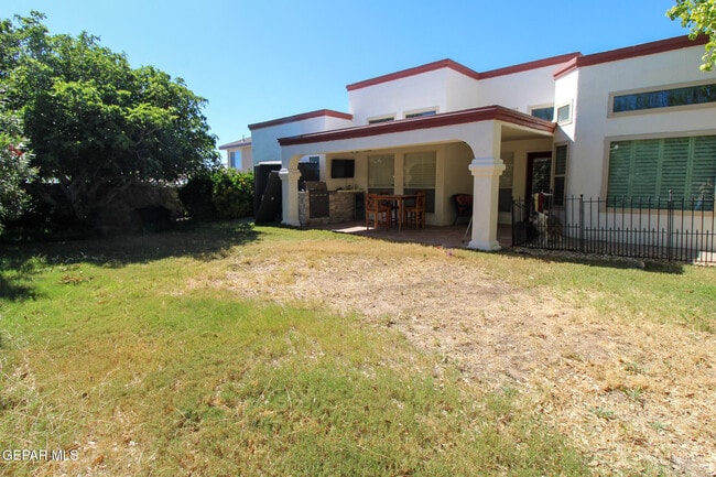 Building Photo - 6044 Los Pueblos Dr