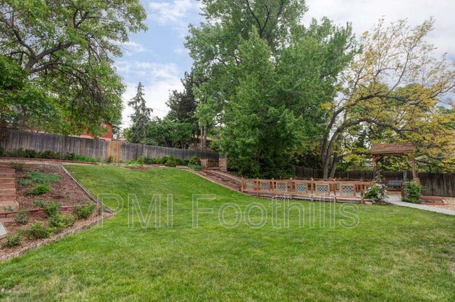 Building Photo - 6982 Estes Dr