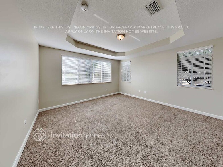 Building Photo - 6401 SW 162nd Ct