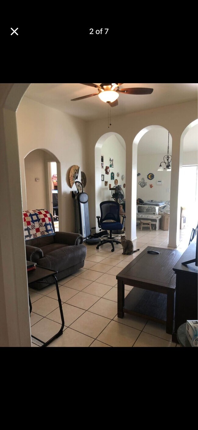 Building Photo - 9521 Kingbird Dr