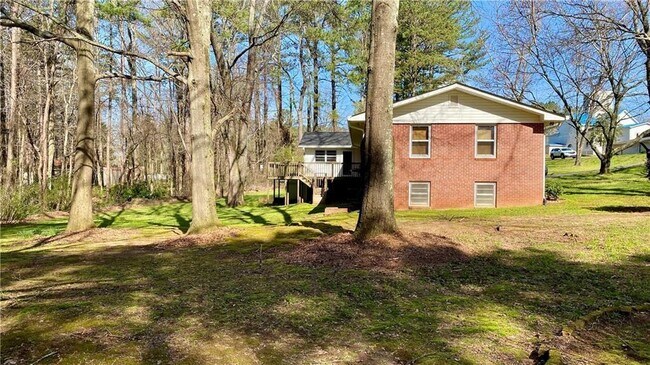 Building Photo - 6707 Campground Rd