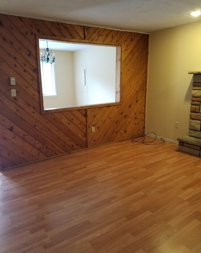 Building Photo - 1546 Black Birch Way