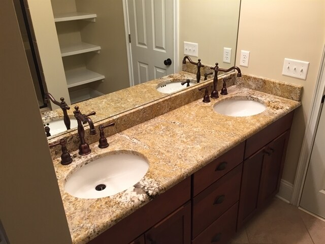 Building Photo - 10 Capers Creek Dr