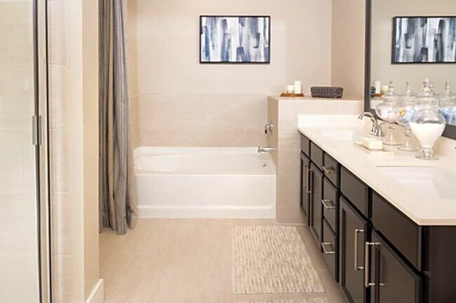 Building Photo - 3 Waterway Square Pl