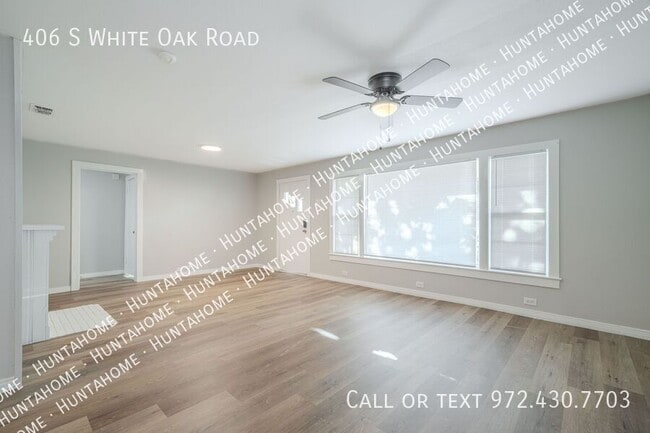 Building Photo - 406 S White Oak Rd