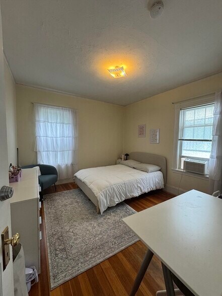Building Photo - 98 Westbourne Ter