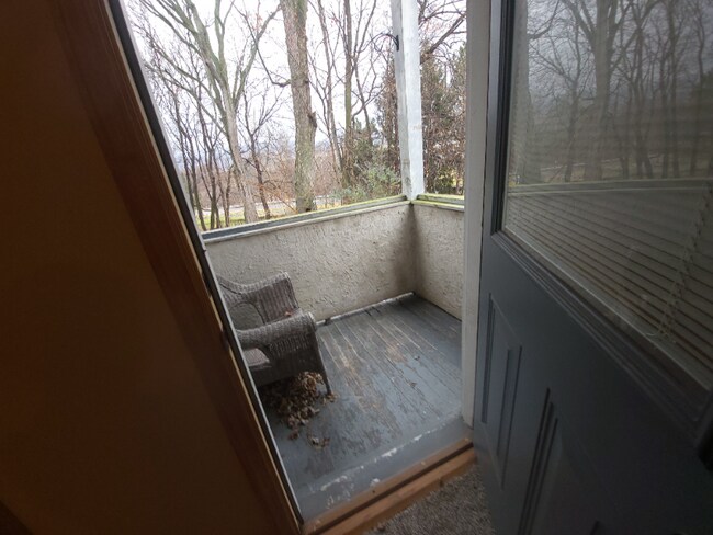 Building Photo - 1121 Monroe Ave