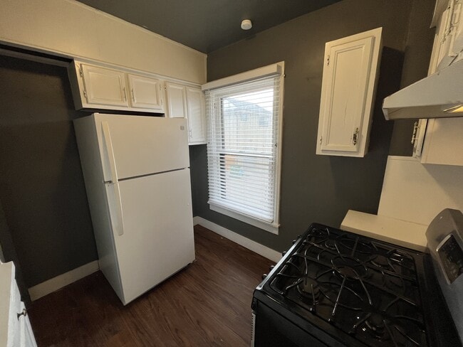 Building Photo - 2834 Java Ct