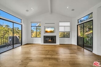 Building Photo - 3026 Passmore Dr