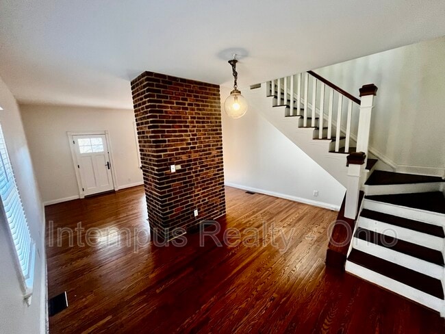 Building Photo - 3724 Stevens Pl