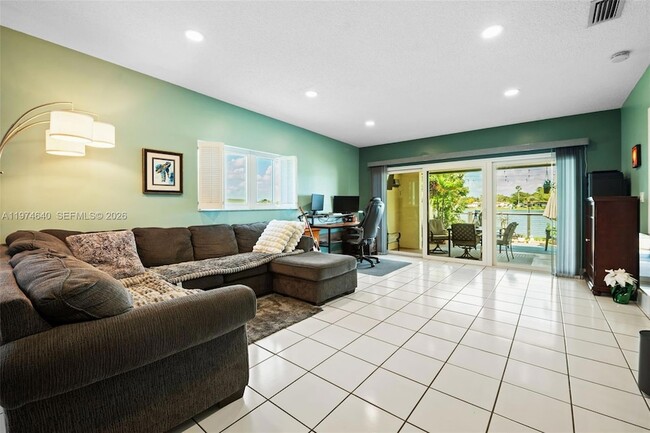 Building Photo - 6225 NW 190th Terrace