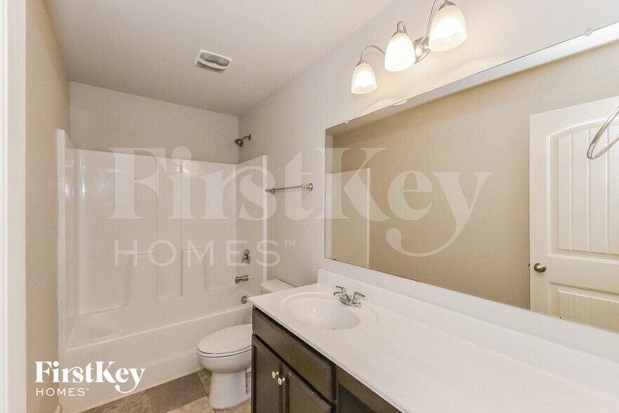 Building Photo - 4682 Brookwood Pl