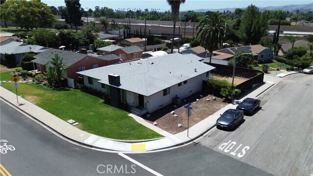 Building Photo - 728 Val Vista St
