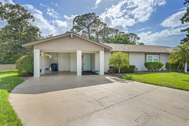 Building Photo - 1624 Whitehead Dr