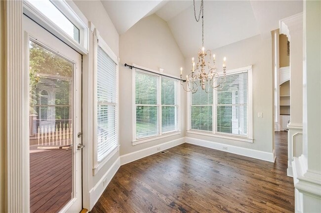 Building Photo - 105 Chablis Ct
