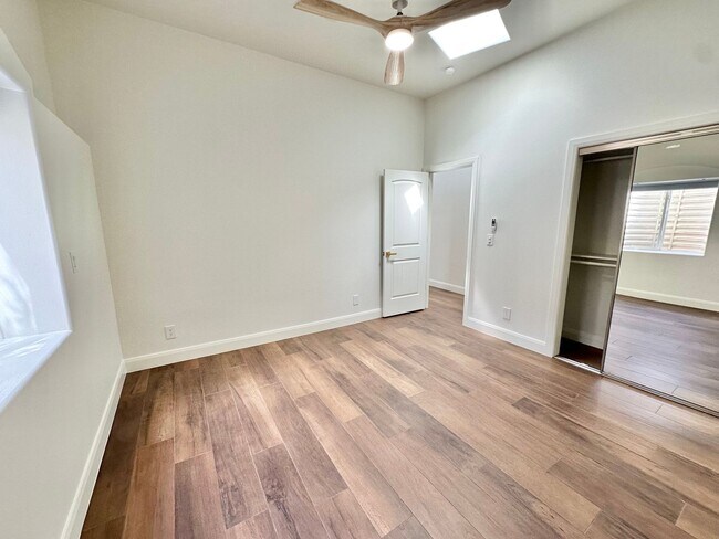 Building Photo - Beautiful 3-bed 2 bath Home! VIEWS VIEWS V...