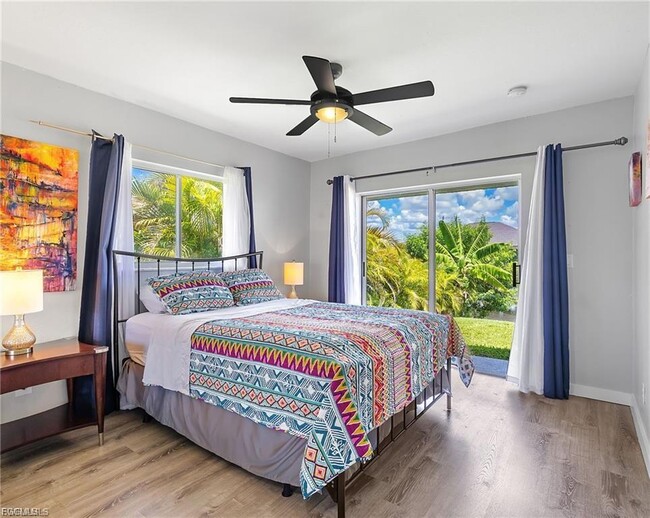 Building Photo - 2101 SW 29th Terrace