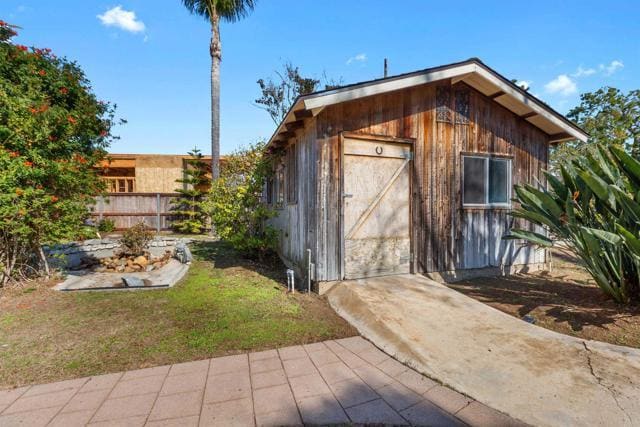 Building Photo - 513 Canyon Dr