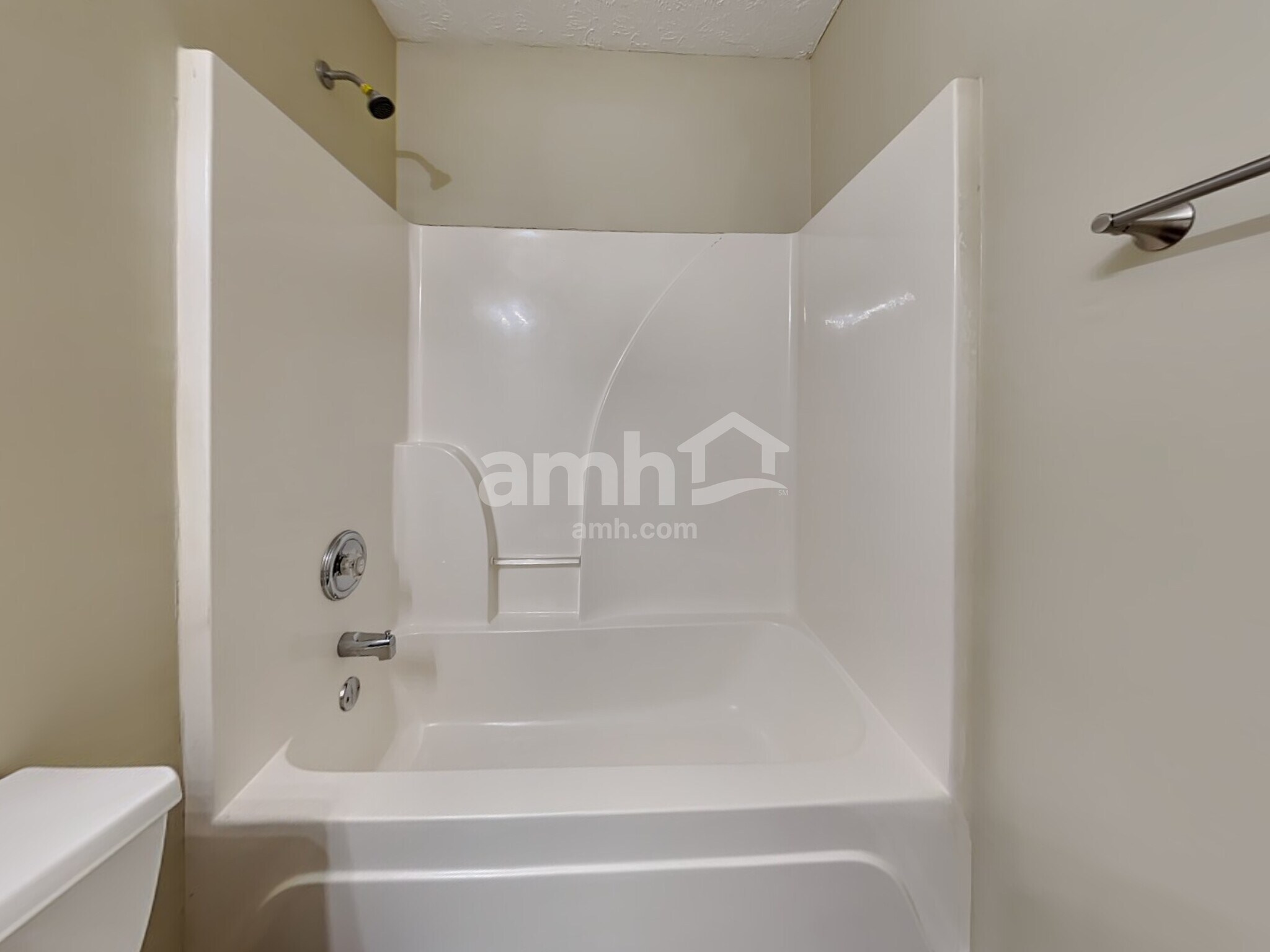 Building Photo - 435 Shenandoah Ct