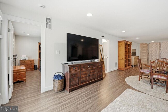 Building Photo - 151 Windflower Wy