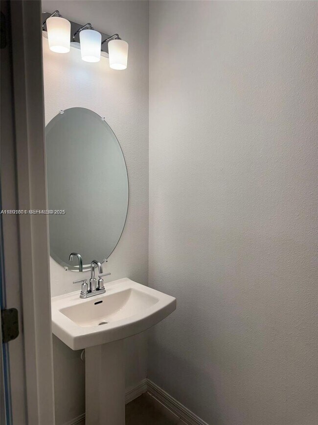 Building Photo - 3563 Davenport Creek Ct