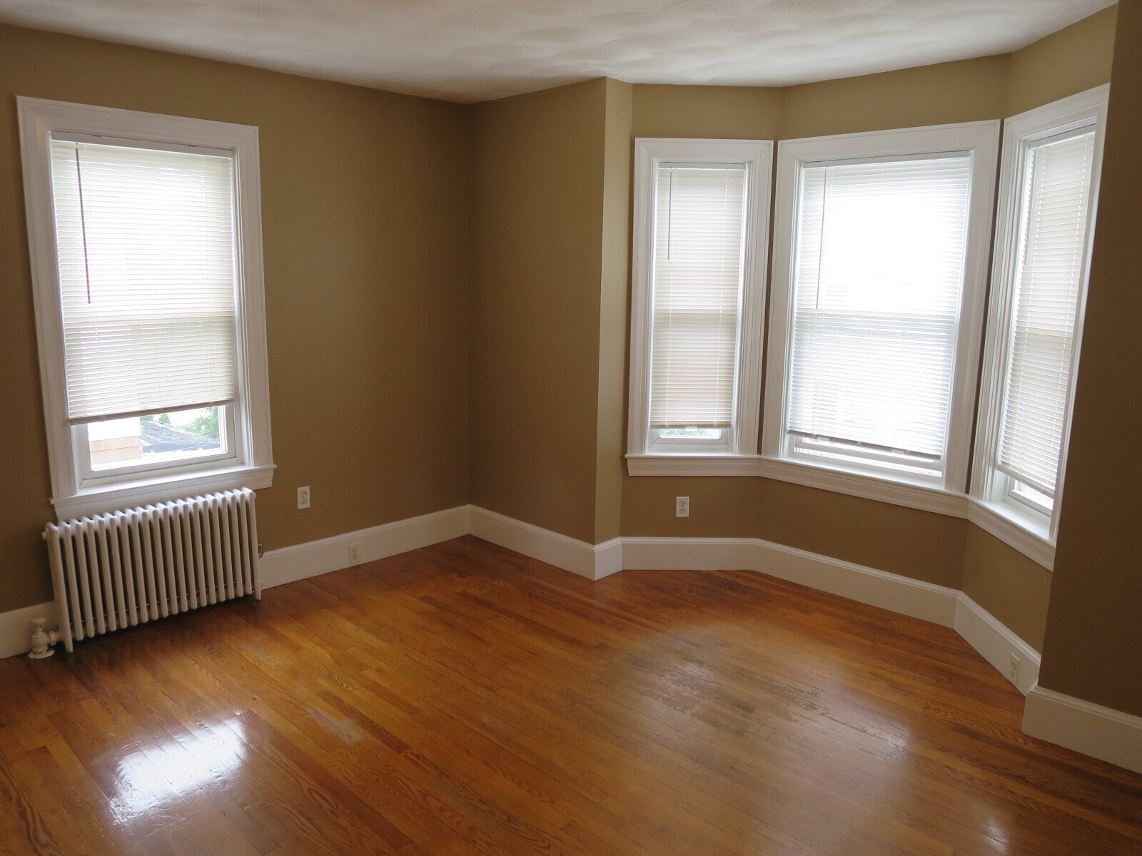 Building Photo - 95 Flint St