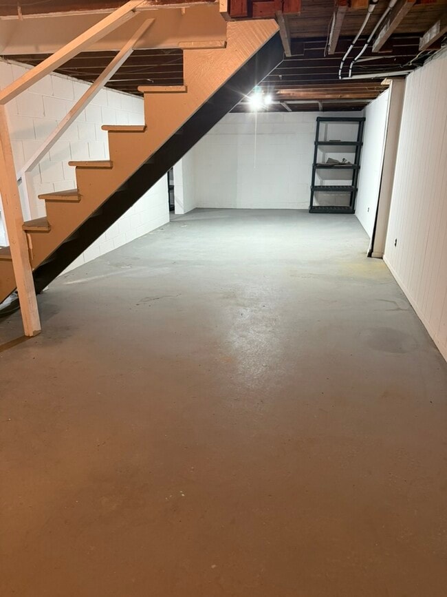 Building Photo - 4202 N Devon Ln