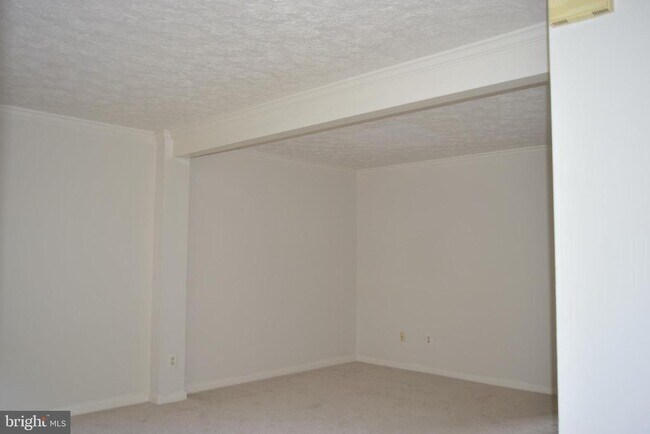 Primary Photo - 3855 Sunny Brook Ct