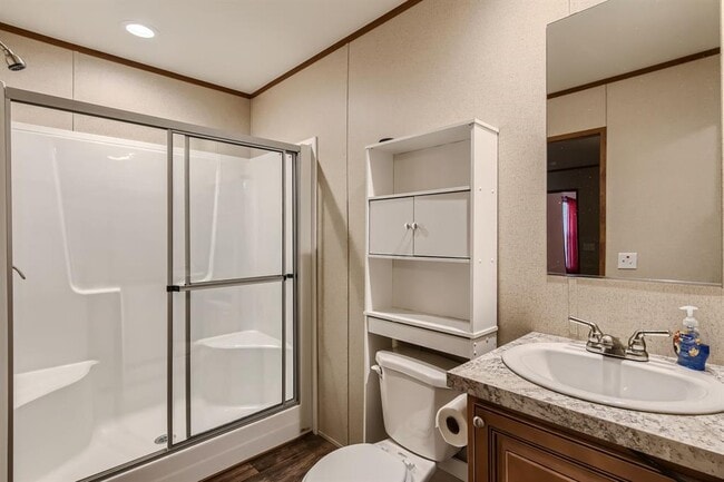 Building Photo - 517 Crossroads Dr