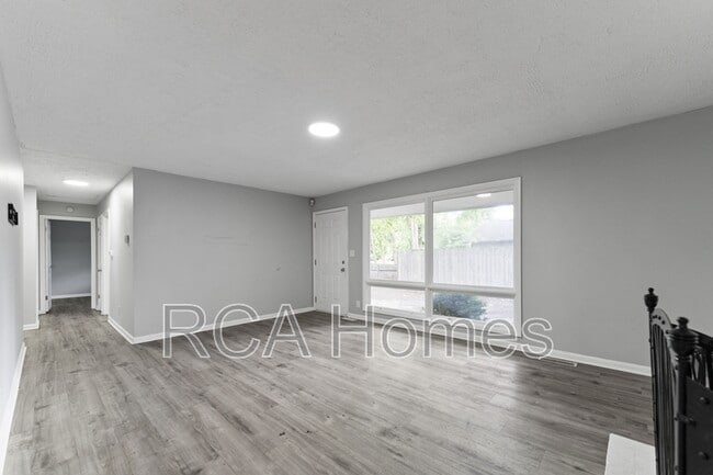 Building Photo - 2292 W 67th St