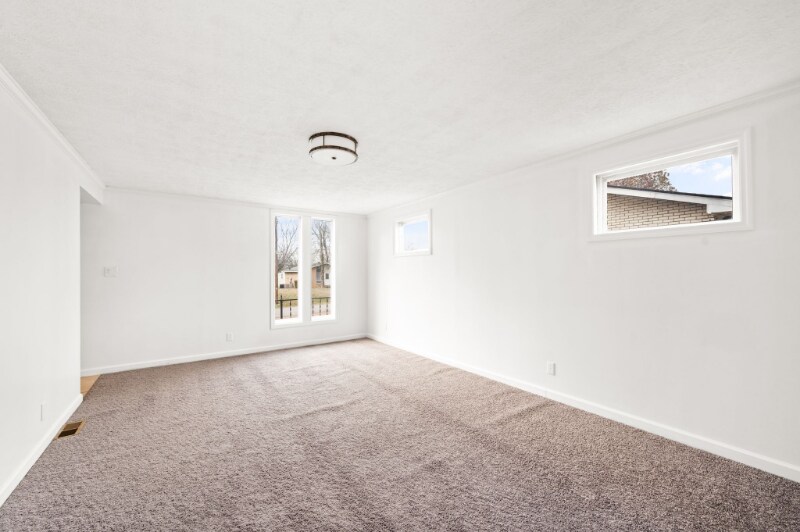 Building Photo - 504 Continental Dr